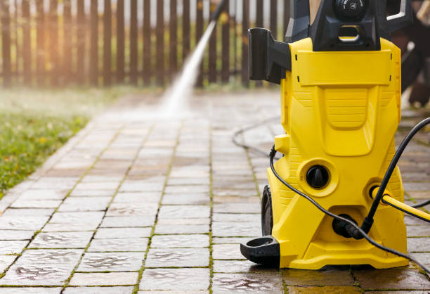 Best Playground Equipment Cleaning  in Lopezville, TX